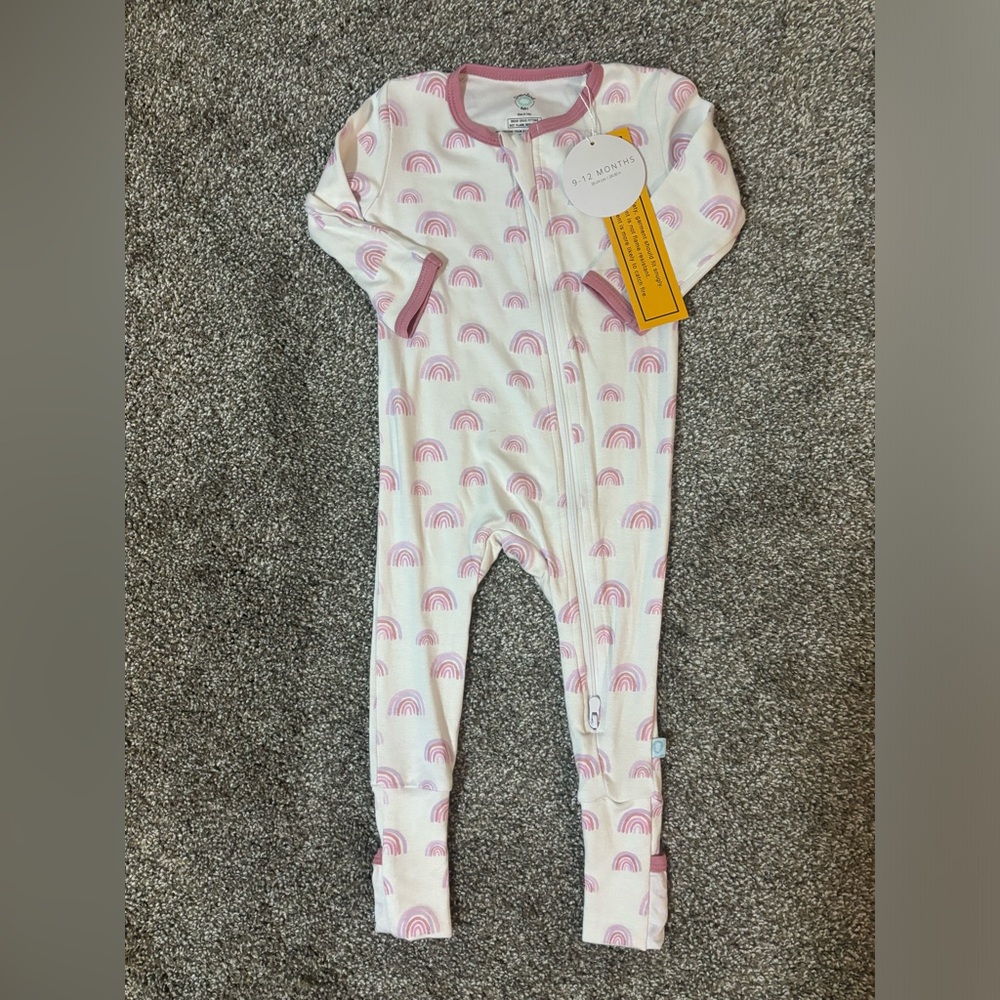Dreamland Baby Bamboo Pajamas with DreamCuffs